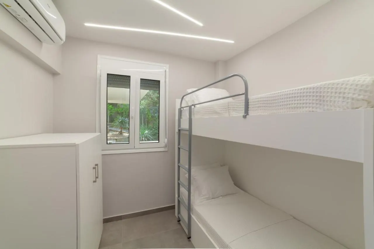 Apartment Althea Suites By Rentalspro Services - Nea Moudania Halkidiki
