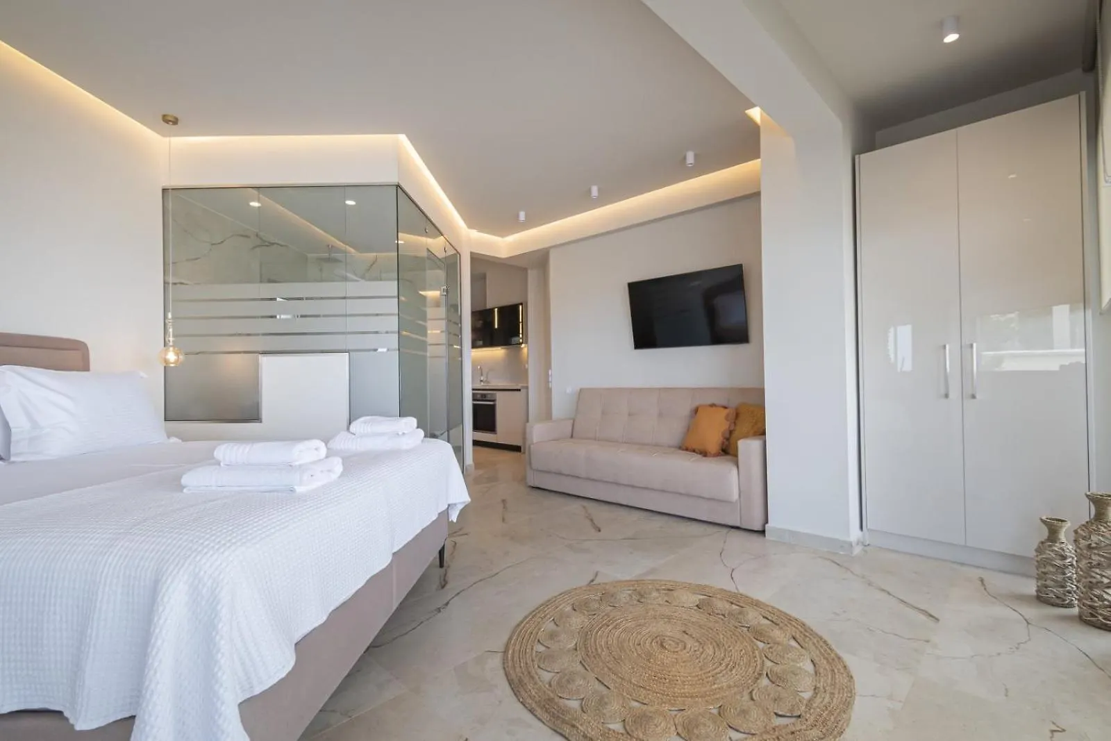 Apartment Althea Suites By Rentalspro Services - Nea Moudania Halkidiki