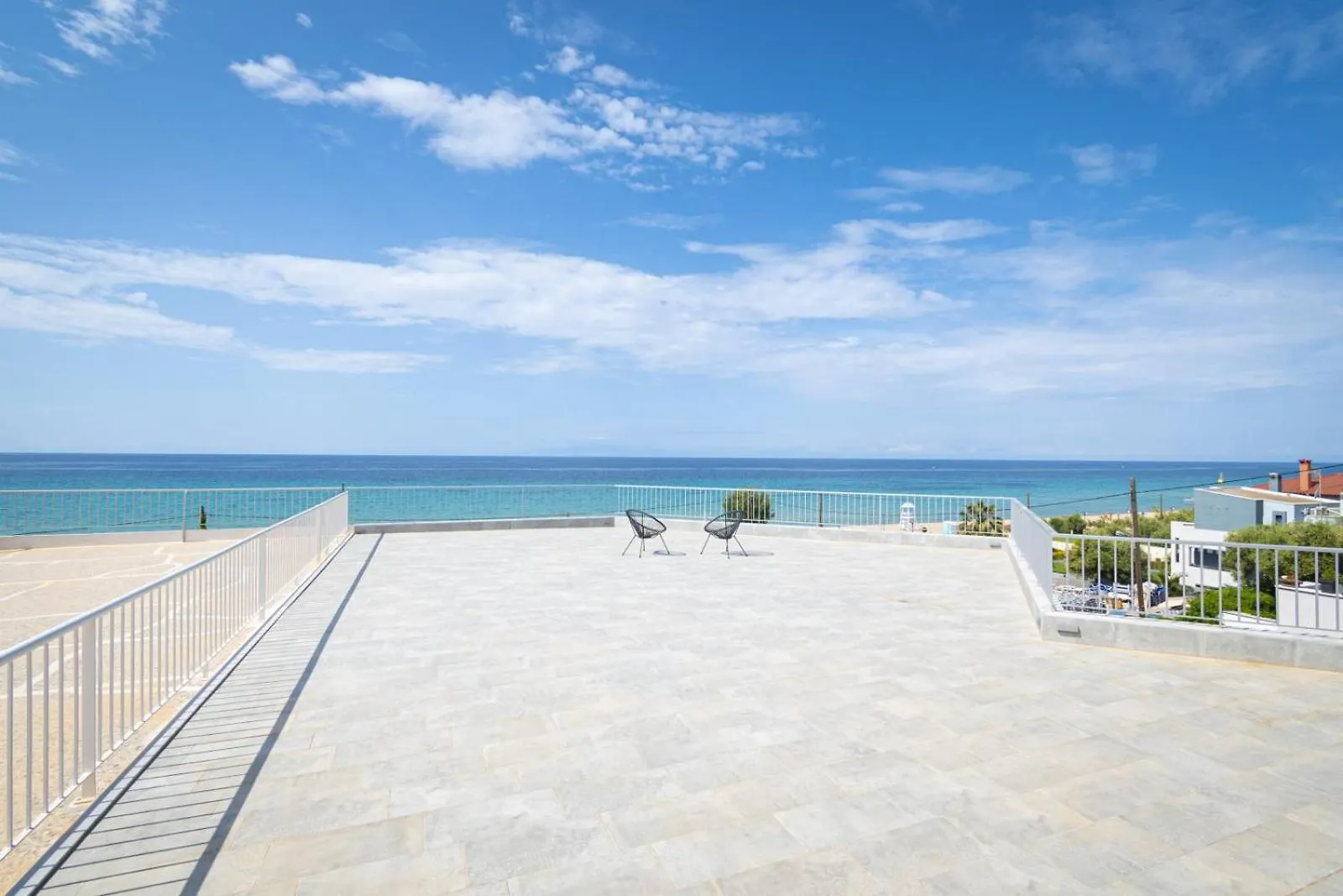 Althea Suites By Rentalspro Services - Nea Moudania Halkidiki 0*,