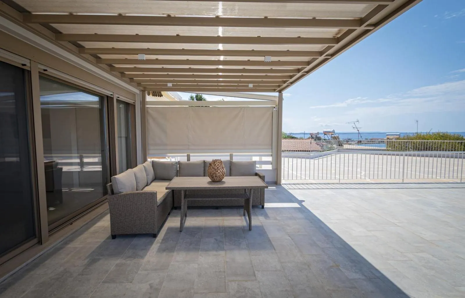 Apartment Althea Suites By Rentalspro Services - Nea Moudania Halkidiki Greece