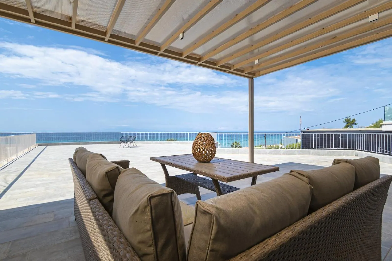Althea Suites By Rentalspro Services - Nea Moudania Halkidiki